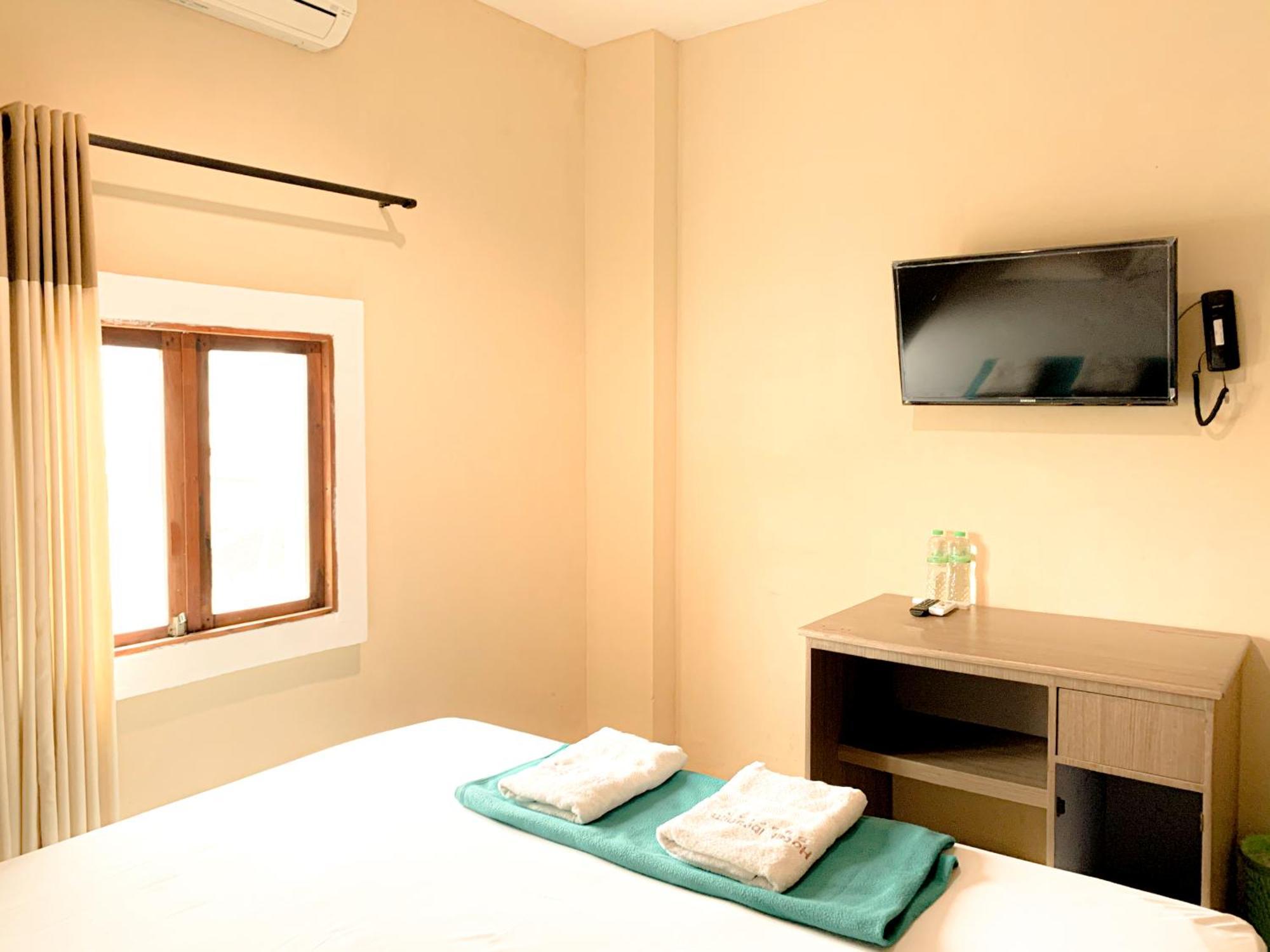 Hotel Syariah Larismanis Семаранг Экстерьер фото