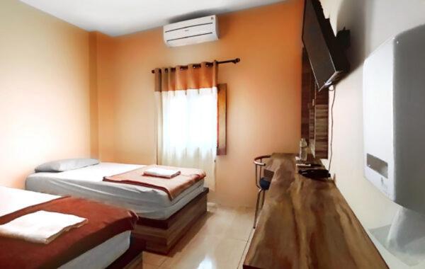 Hotel Syariah Larismanis Семаранг Экстерьер фото